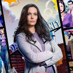 Lois Lane promotional image (Season 1).png