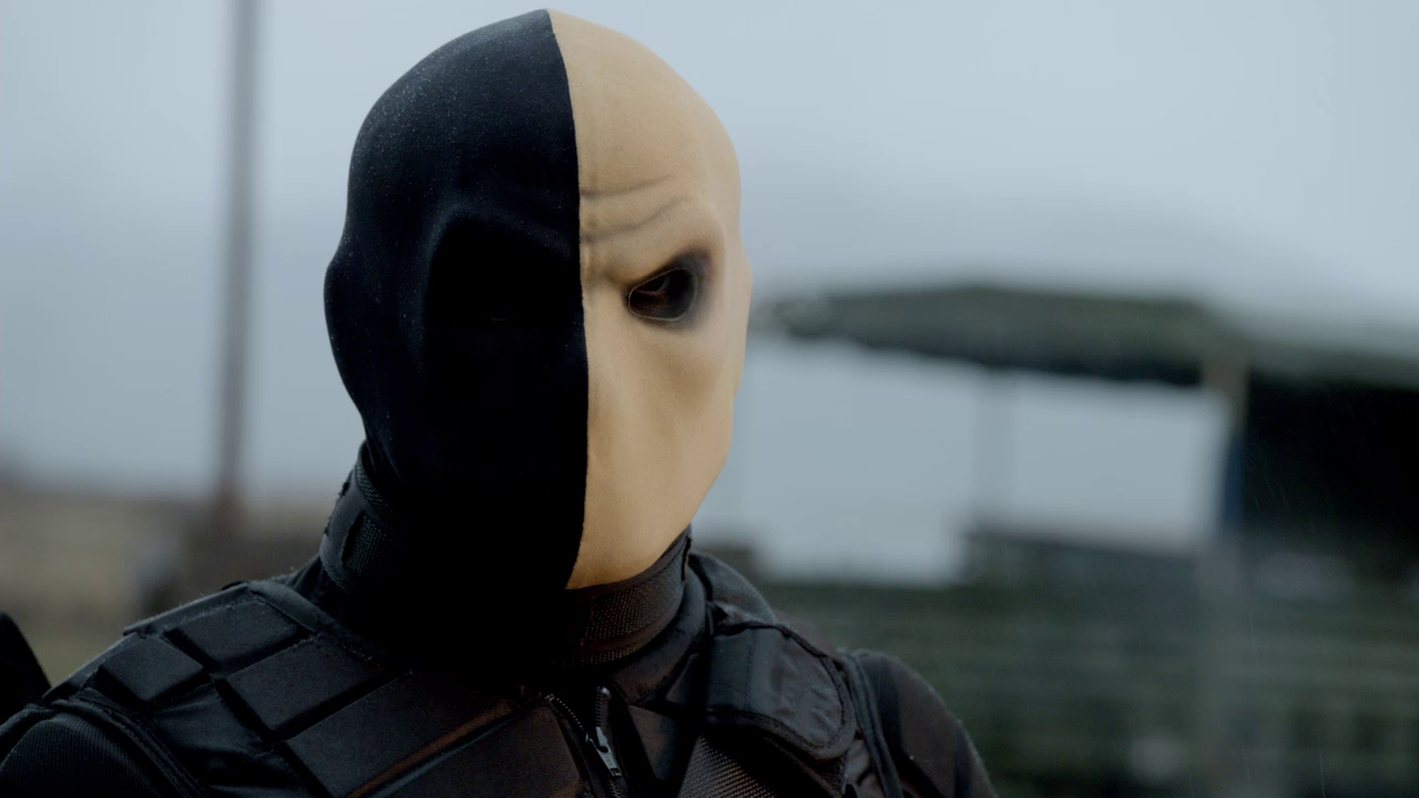 arrow season 2 deathstroke mask