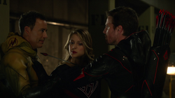 Earth-X Oliver and Kara threaten Eobard Thawne