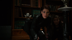 Alex protegendo Ruby