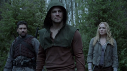 The Promise - Slade, Oliver y Sara preparados