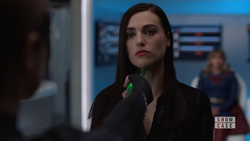 Lena protects Supergirl from Andrea