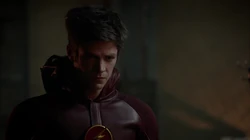 Barry revelando sua identidade para Eddie