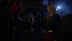 Batwoman e Supergirl