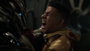 Savitar broke Wally's leg