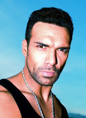 Darren Shahlavi