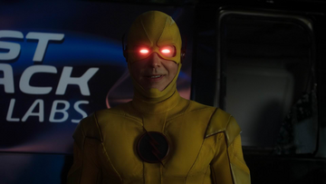 The Flash Casts Tony Todd as the Villain Zoom - IGN News 