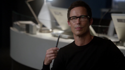 Eobard works with Joe