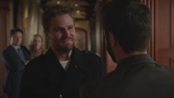 Earth-1 Oliver pretending to be Earth-2 Oliver.