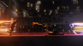 Flash y XS se enfrentan al Flash-Reverso.