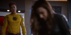 Thawne provocando Allegra