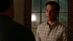 Mon-El facing Jeremiah