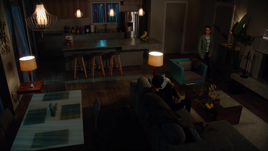Alex Danvers' apartment (Earth-38)