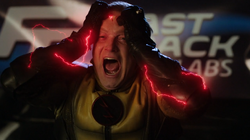 Eobard gritando