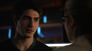 Ray Palmer breaks with Felicity Smoak