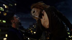 Barry es secuestrado por Rag Doll.