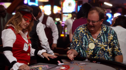 Becky durante seu trabalho como dealer de blackjack