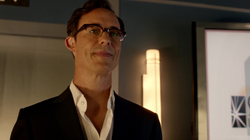 Harrison Wells in S.T.A.R. Labs (Earth-2)