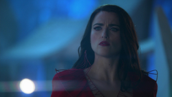 Lena Luthor asks Mon-El Where's Supergirl