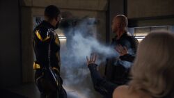 HeatWave-Jeff-KillerFrost-StarLabsPrimeCrisis5