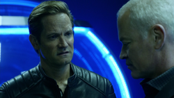 Eobard and Damien discuss the Legends
