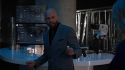 Lex instructs Eve about his plan to gain Leviathan's trust