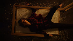 Thea depois de ser atacada por Ra's al Ghul