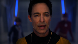 Eobard notices time reverse