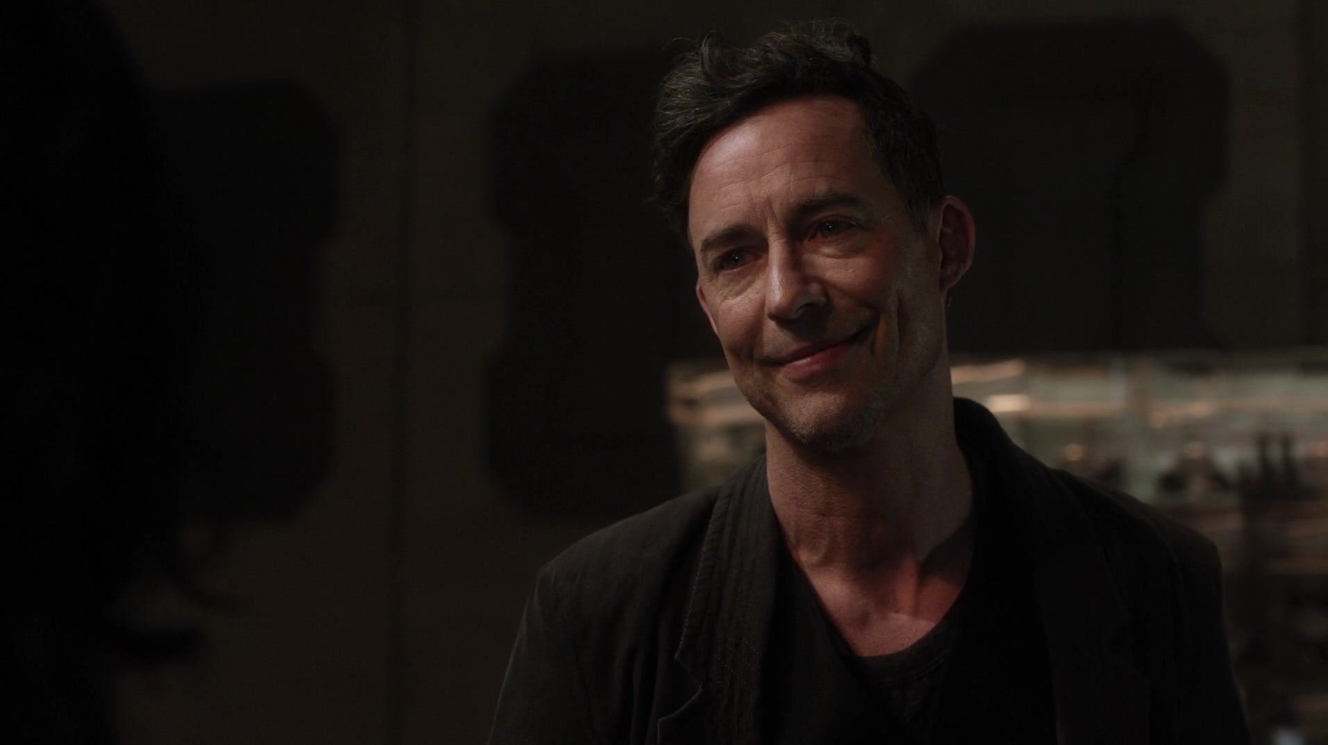 Harrison Wells Earth 19 Arrowverse Wiki Fandom