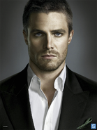 Oliver Queen front-on promo