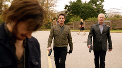 Malcolm e Damien encontrando Rip