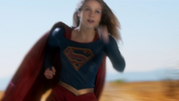 Supergirl say goodbye The Flash (7)