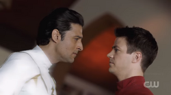 August e Barry discutindo