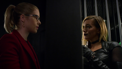 Black Siren mocks Felicity