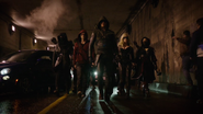 Roy Harper, Oliver Queen, Sara Lance, Nyssa al Ghul and the League of Assassins