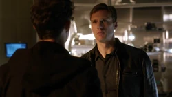 Hunter confronta Harry