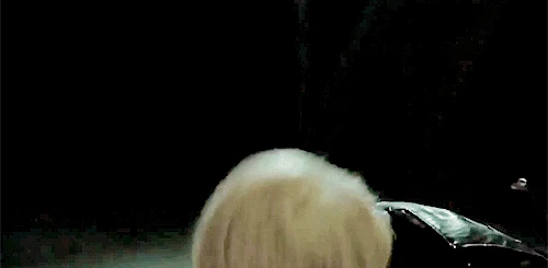 ブラックキャナリー