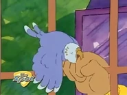 Spanky bites.png (1.04 MB) Spanky bites Arthur's finger