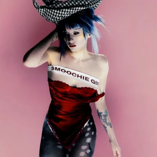 Ashnikko Ashnikko Wiki Fandom