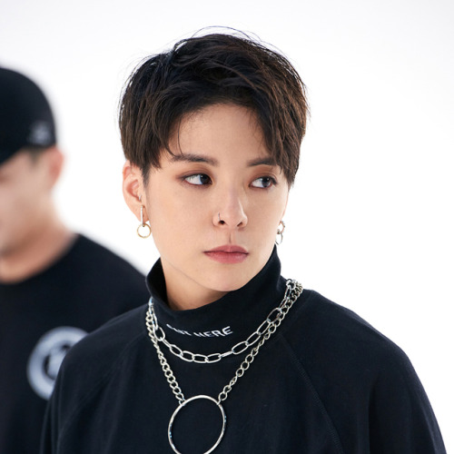 With 'X,' Amber Liu marks big life changes, transition from K-pop to solo  artist - The Korea Times