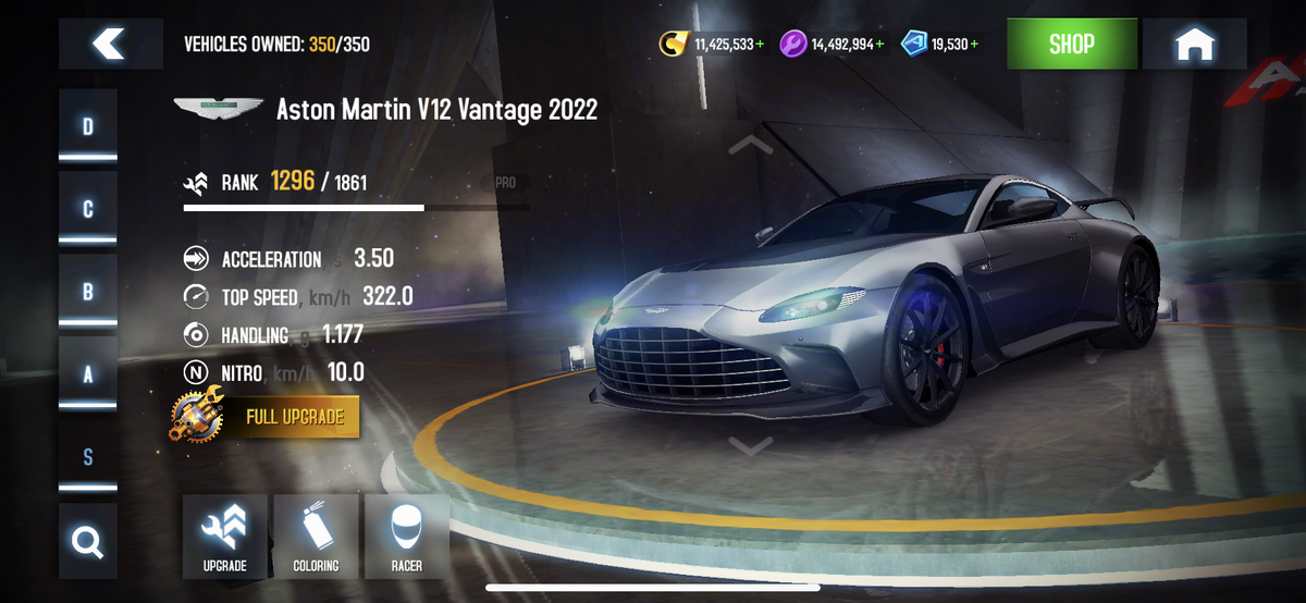 I Drove the Las Vegas F1 Grand Prix Track in a 700-HP Aston Martin