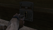 Connor lockpicking a treasure chest