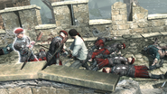 Ezio respinge l'assalto dei soldati dei Borgia.