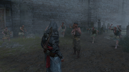 Il rissoso sfida Ezio in una rissa.
