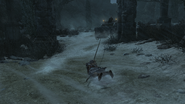 Ezio s'agrippant à la corde