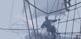 天鹰号船员抛出抓钩拖拽盾狼号