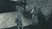 De informant deelt de informatie met Altaïr.