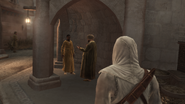Altaïr osserva i due civili.
