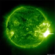 Simulated solar flare activity