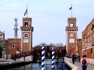 Torri dell'Arsenale.jpg